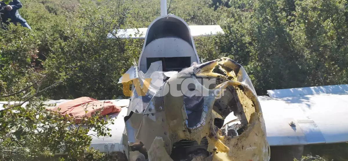 Πτώση μονοκινητήριου αεροπλάνου στην εθνική οδό Αθηνών – Λαμίας Πτώση μονοκινητήριου αεροπλάνου στην εθνική οδό Αθηνών – Λαμίας