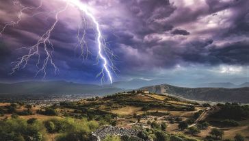 Κακοκαιρία «EVA»:Οδηγίες της Πολιτικής Προστασίας στους πολίτες για τους κεραυνούς σε σπίτια. Κακοκαιρία «EVA»:Οδηγίες της Πολιτικής Προστασίας στους πολίτες για τους κεραυνούς σε σπίτια.