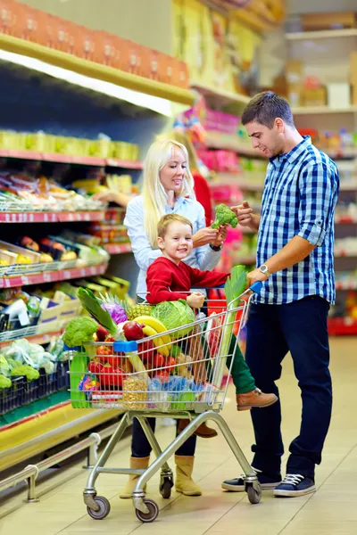 Food Pass: Το σχέδιο της κυβέρνησης για επιδότηση τροφίμων σε νοικοκυριά