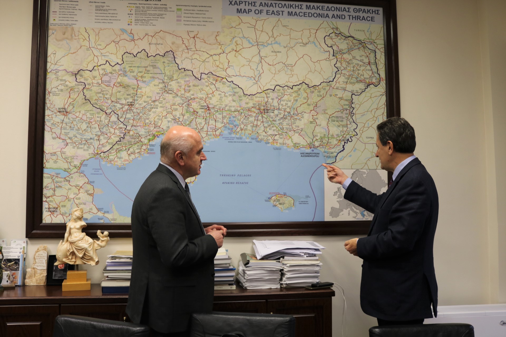 Συνάντηση του Περιφερειάρχη ΑΜΘ με τον Αναπληρωτή Υπουργό Οικονομικών Συνάντηση του Περιφερειάρχη ΑΜΘ με τον Αναπληρωτή Υπουργό Οικονομικών