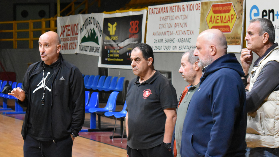 Ο ΑΟ ΛΕΥΚΙΠΠΟΣ ανακοινώνει την έναρξη της συνεργασίας του με τον προπονητή Δημήτρη Παπαδόπουλο Ο ΑΟ ΛΕΥΚΙΠΠΟΣ ανακοινώνει την έναρξη της συνεργασίας του με τον προπονητή Δημήτρη Παπαδόπουλο