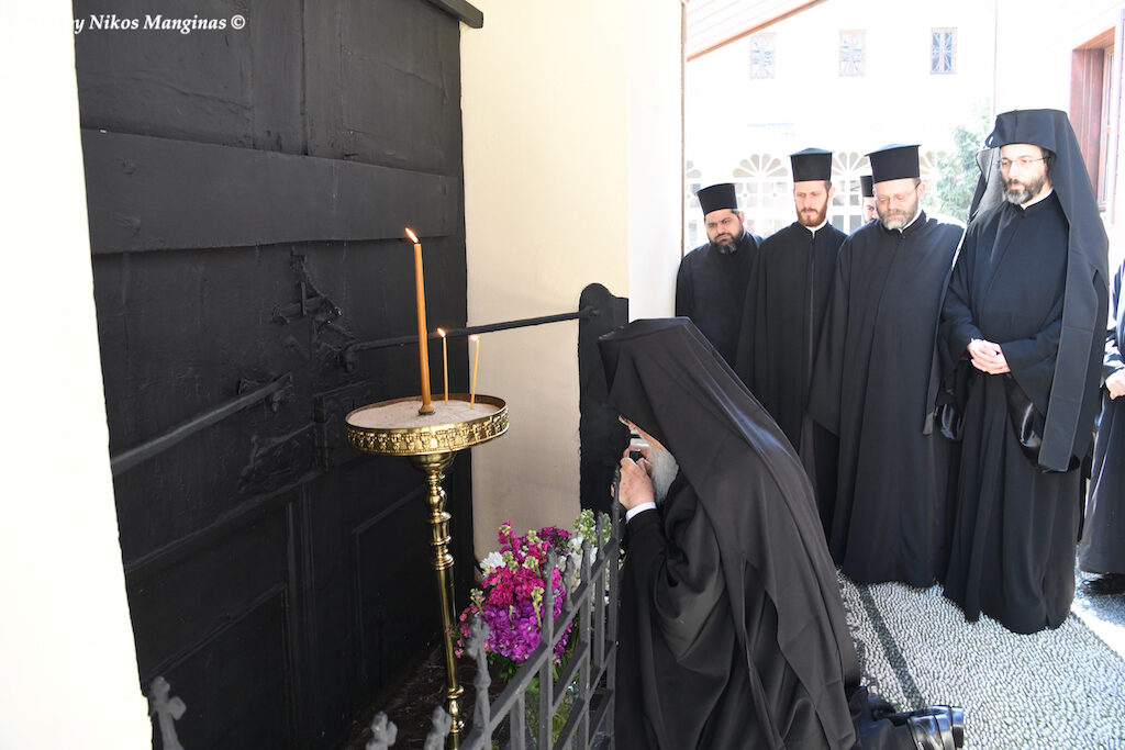 DE PROFUNDIS «ΤΟΙΣ ΙΕΡΟΠΡΕΠΕΣΙ ΦΥΛΑΞΙ ΤΟΥ ΦΩΤΟΣ ΦΑΝΑΡΙΟΥ» DE PROFUNDIS «ΤΟΙΣ ΙΕΡΟΠΡΕΠΕΣΙ ΦΥΛΑΞΙ ΤΟΥ ΦΩΤΟΣ ΦΑΝΑΡΙΟΥ»