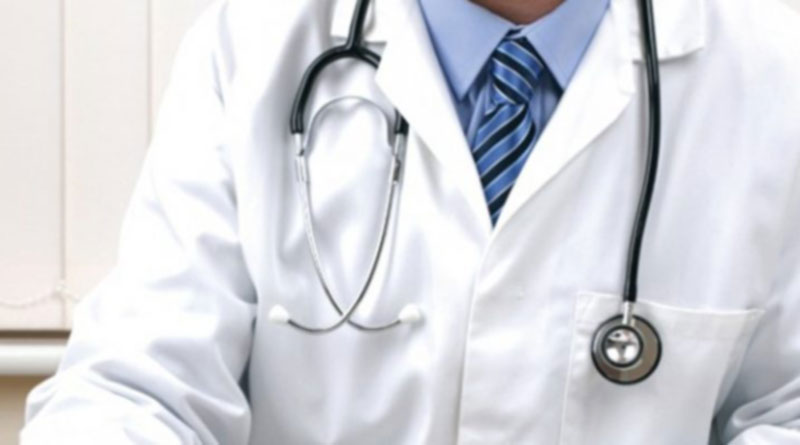 Επιστρέφουν 1 Ιανουαρίου 2023 οι ανεμβολίαστοι υγειονομικοί, «παγώνουν» οι ποινές στον οικογενειακό γιατρό