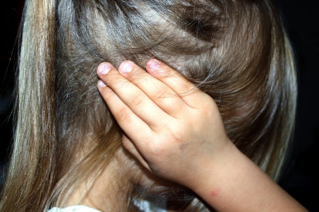 Σοκ στη Ρόδο: Καταγγελία για βιασμό 4χρονης από συνάδελφο των γονιών της
