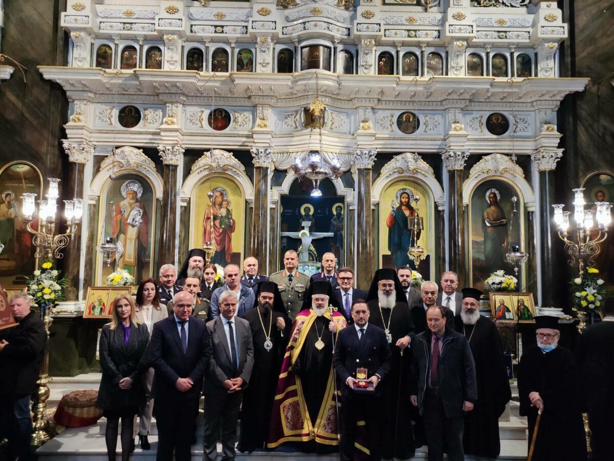 Αλεξανδρούπολη: Γιόρτασε τον πολιούχο της Άγιο Νικόλαο με ιδιαίτερη λαμπρότητα (φωτό) Αλεξανδρούπολη: Γιόρτασε τον πολιούχο της Άγιο Νικόλαο με ιδιαίτερη λαμπρότητα (φωτό)