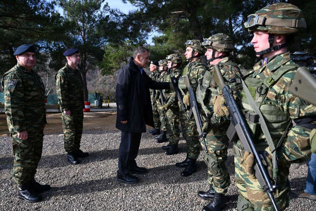 Μονάδες του Έβρου επισκέφθηκε ο Νίκος Παναγιωτόπουλος Μονάδες του Έβρου επισκέφθηκε ο Νίκος Παναγιωτόπουλος
