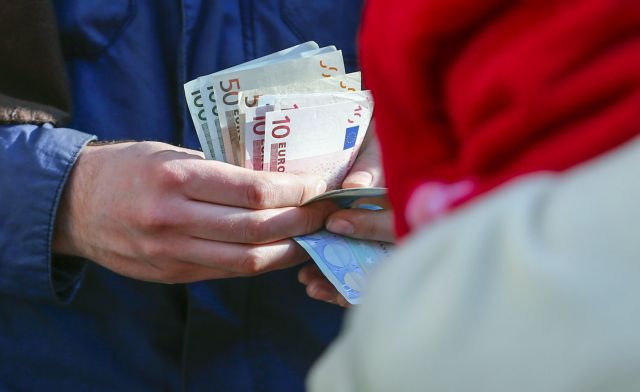 Μέχρι την Πέμπτη η πλατφόρμα για την «επιταγή ακρίβειας» 250 ευρώ σε μη επιδοτούμενους μακροχρόνια ανέργους Μέχρι την Πέμπτη η πλατφόρμα για την «επιταγή ακρίβειας» 250 ευρώ σε μη επιδοτούμενους μακροχρόνια ανέργους