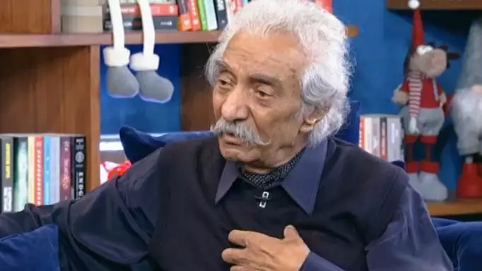 Κώστας Χατζής: Ποταμός ο δημοφιλής τραγουδιστής. Απασφάλισε…. “Ο Έλληνας είχε ποτέ παιδεία;” Κώστας Χατζής: Ποταμός ο δημοφιλής τραγουδιστής. Απασφάλισε…. “Ο Έλληνας είχε ποτέ παιδεία;”
