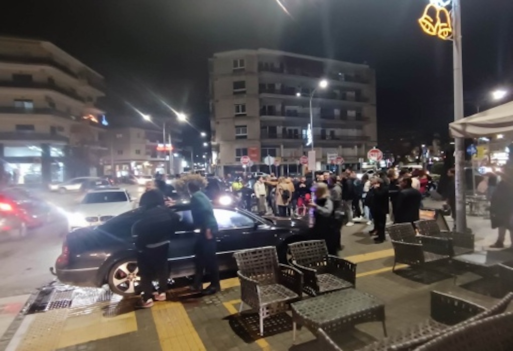 Κομοτηνή: Κινηματογραφική καταδίωξη διακινητή στο κέντρο της πόλης Κομοτηνή: Κινηματογραφική καταδίωξη διακινητή στο κέντρο της πόλης