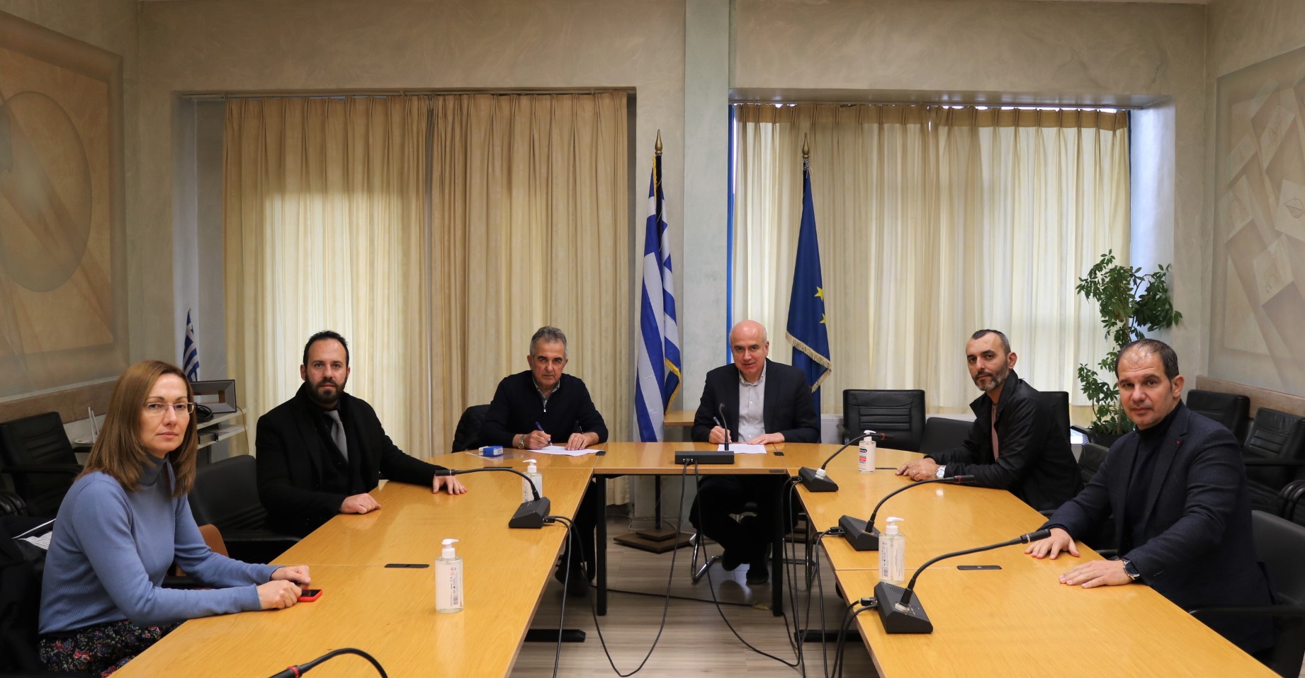 Συμβασιοποιήθηκε το έργο κατασκευής νέας γέφυρας και αναβάθμισης του δρόμου προς το Κόσμιο Κομοτηνής Συμβασιοποιήθηκε το έργο κατασκευής νέας γέφυρας και αναβάθμισης του δρόμου προς το Κόσμιο Κομοτηνής