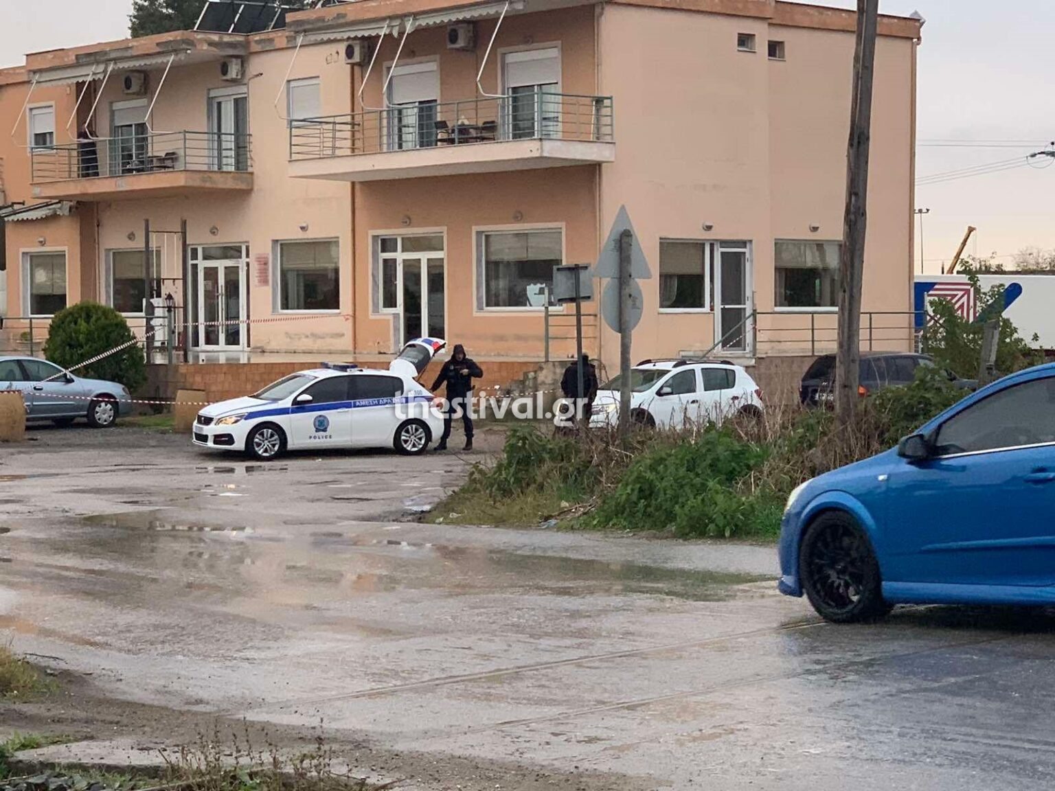 Θεσσαλονίκη: Συμπληρωματική ποινική δίωξη για τον αστυνομικό που πυροβόλησε και θανάσιμα τον 16χρονο Ρομά Θεσσαλονίκη: Συμπληρωματική ποινική δίωξη για τον αστυνομικό που πυροβόλησε και θανάσιμα τον 16χρονο Ρομά