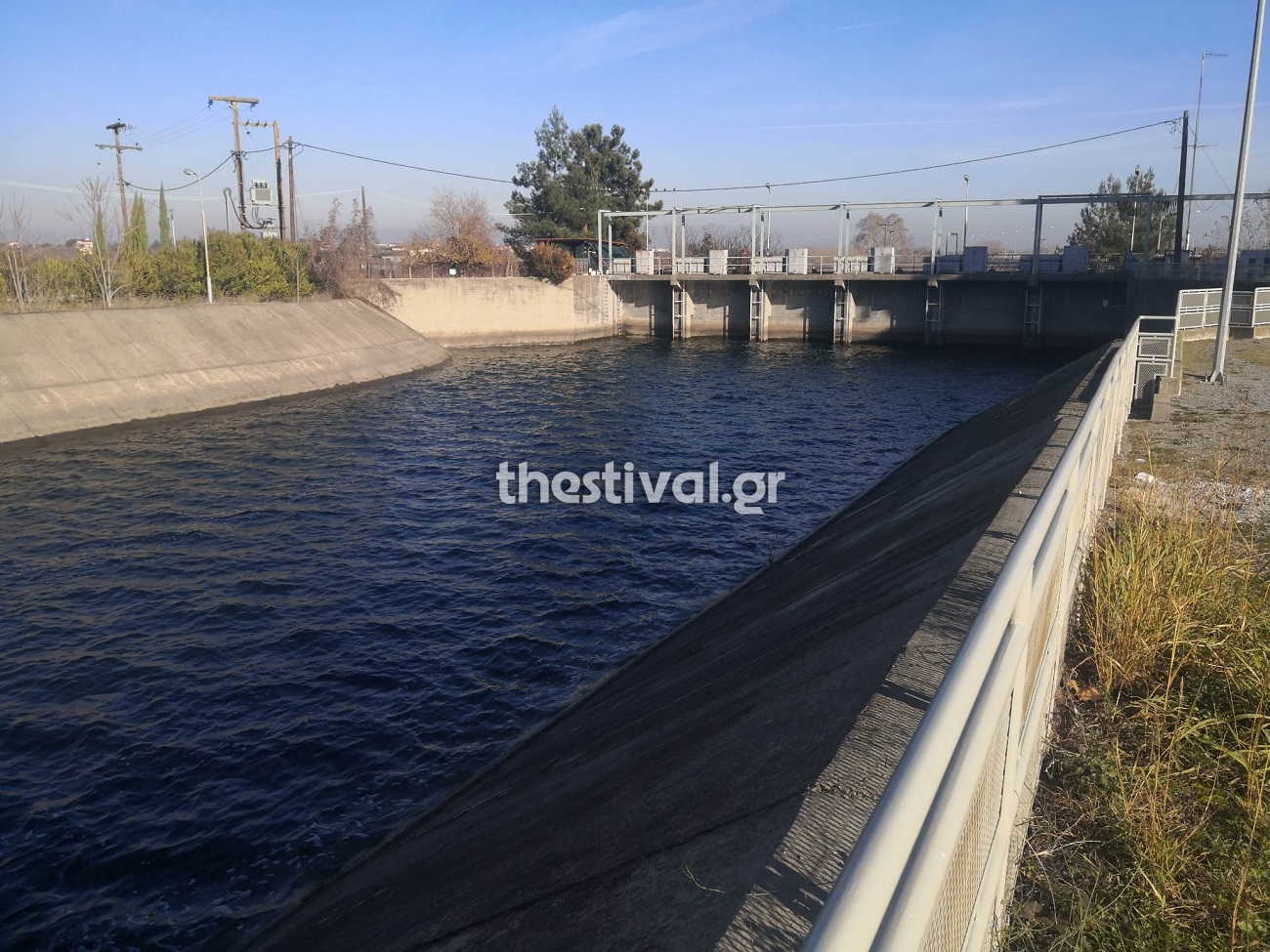 Ημαθία: Στον εισαγγελέα η 29χρονη μητέρα του βρέφους που εντοπίστηκε νεκρό στον Αλιάκμονα Ημαθία: Στον εισαγγελέα η 29χρονη μητέρα του βρέφους που εντοπίστηκε νεκρό στον Αλιάκμονα