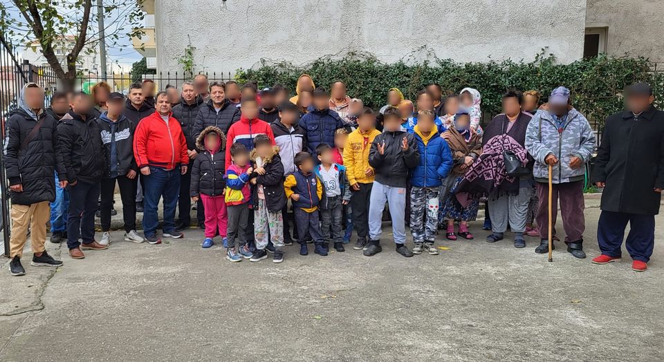 Διανεμήθηκαν τρόφιμα σε 40 άπορες οικογένειες από τη Διαχειριστική Επιτροπή Μουσουλμανικής Περιουσίας Κομοτηνής Διανεμήθηκαν τρόφιμα σε 40 άπορες οικογένειες από τη Διαχειριστική Επιτροπή Μουσουλμανικής Περιουσίας Κομοτηνής