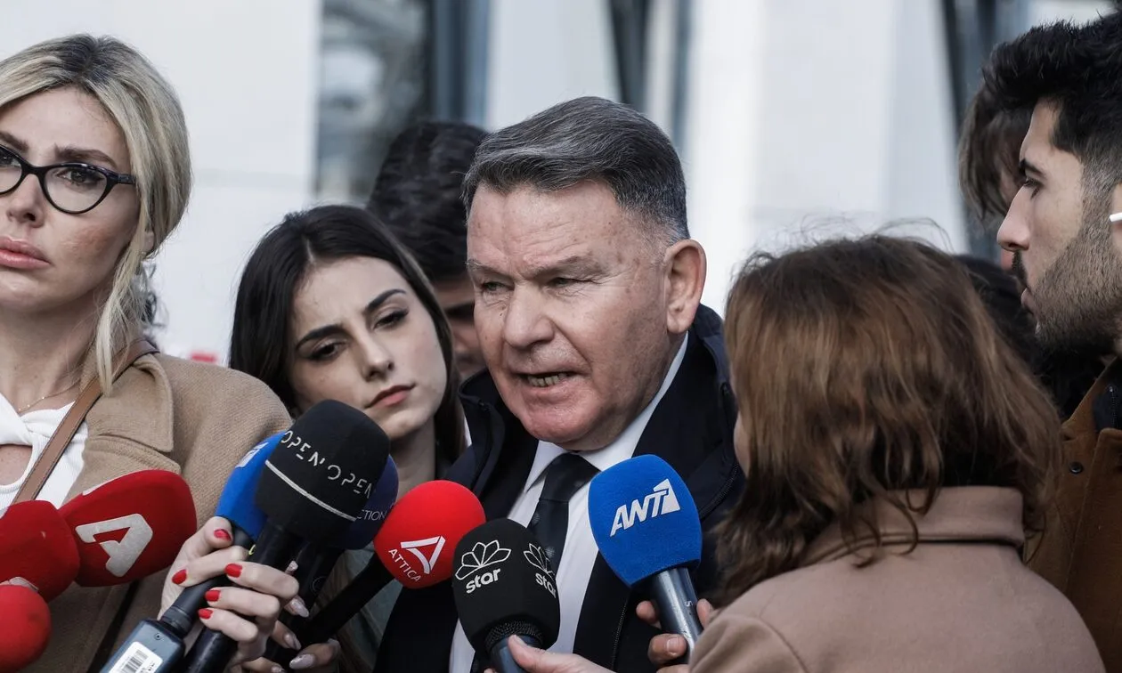 Στις 11 Ιανουαρίου η δίκη της Ρούλας Πισπιρίγκου. Αλέξης Κούγιας : «Να σώσετε τα σπίτια σας από τις αγωγές και τις μηνύσεις» Στις 11 Ιανουαρίου η δίκη της Ρούλας Πισπιρίγκου. Αλέξης Κούγιας : «Να σώσετε τα σπίτια σας από τις αγωγές και τις μηνύσεις»