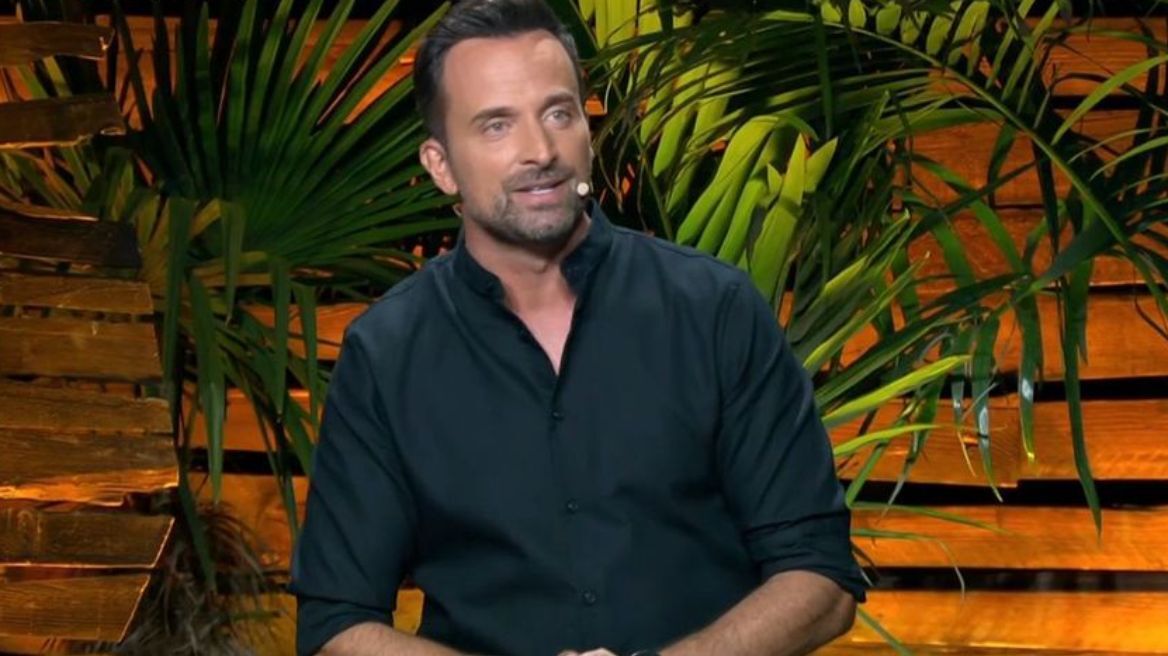 Survivor All Star: Ο Λιανός “τα χώνει” στον Πρίαμο για τις κρυφές συναντήσεις-Η Καρολίνα εκφράζει δυσαρέσκεια για την Εύη (video) Survivor All Star: Ο Λιανός “τα χώνει” στον Πρίαμο για τις κρυφές συναντήσεις-Η Καρολίνα εκφράζει δυσαρέσκεια για την Εύη (video)