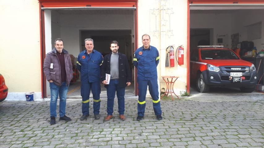 Σε πυροσβεστικές υπηρεσίες και κλιμάκια του Νομού Ροδόπης περιόδευσε το ΚΚΕ Σε πυροσβεστικές υπηρεσίες και κλιμάκια του Νομού Ροδόπης περιόδευσε το ΚΚΕ