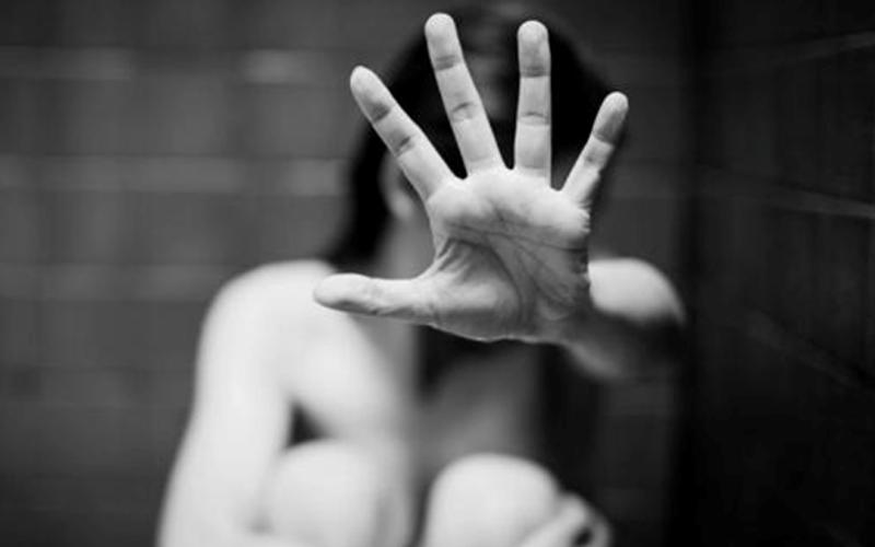 Προκαλεί ο πατέρας που βίαζε την κόρη του στην Ξάνθη: “Όλα έγιναν με τη συγκατάθεσή της” Προκαλεί ο πατέρας που βίαζε την κόρη του στην Ξάνθη: “Όλα έγιναν με τη συγκατάθεσή της”