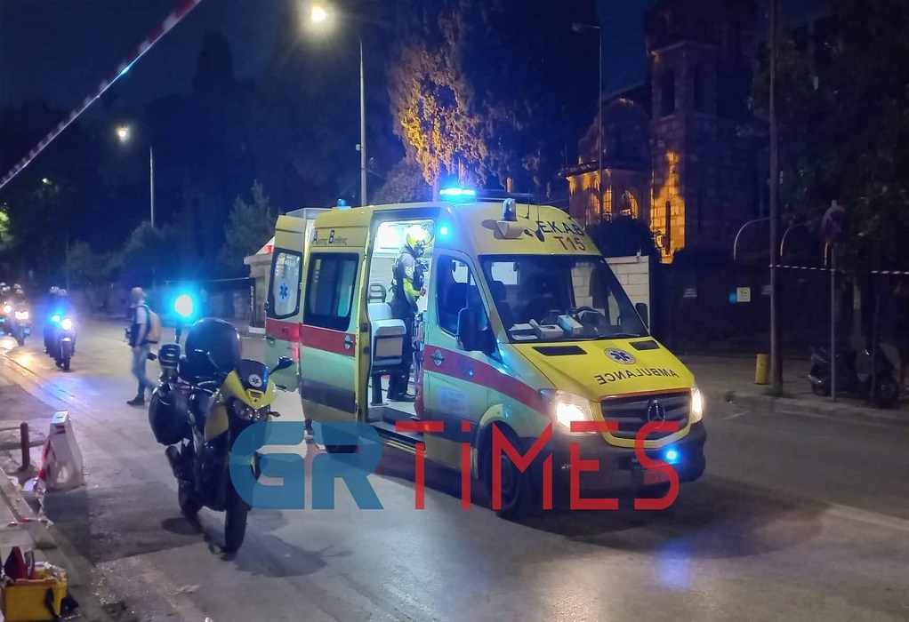 Θεσσαλονίκη: Μηχανή παρέσυρε και εγκατέλειψε γιαγιά με το εγγόνι της Θεσσαλονίκη: Μηχανή παρέσυρε και εγκατέλειψε γιαγιά με το εγγόνι της