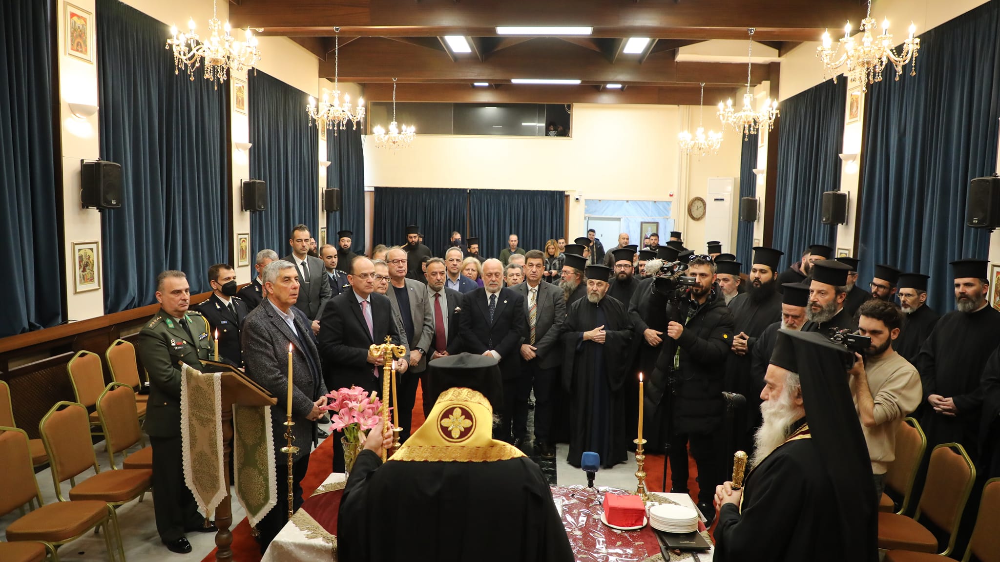 Κοπή πρωτοχρονιάτικης πίτας της Ιεράς Μητροπόλεως Φιλίππων, Νεαπόλεως και Θάσου Κοπή πρωτοχρονιάτικης πίτας της Ιεράς Μητροπόλεως Φιλίππων, Νεαπόλεως και Θάσου