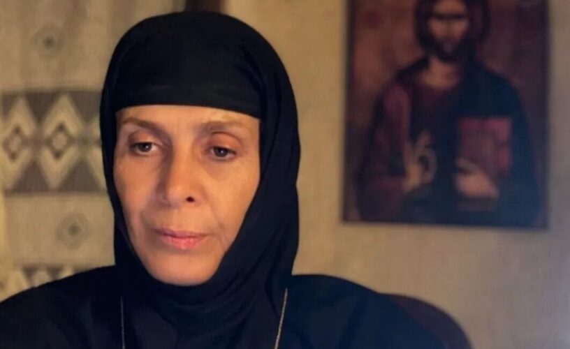 Μαύρο Ρόδο: Βρόμικα κόλπα κατά της Ηγουμένης – Αυτοί της στήνουν άσχημο παιχνίδι Μαύρο Ρόδο: Βρόμικα κόλπα κατά της Ηγουμένης – Αυτοί της στήνουν άσχημο παιχνίδι