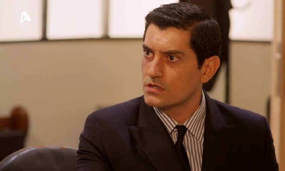 Ο παράδεισος των κυριών: Έτσι η Λιζέτα τρελαίνει το Ντίνο Ο παράδεισος των κυριών: Έτσι η Λιζέτα τρελαίνει το Ντίνο