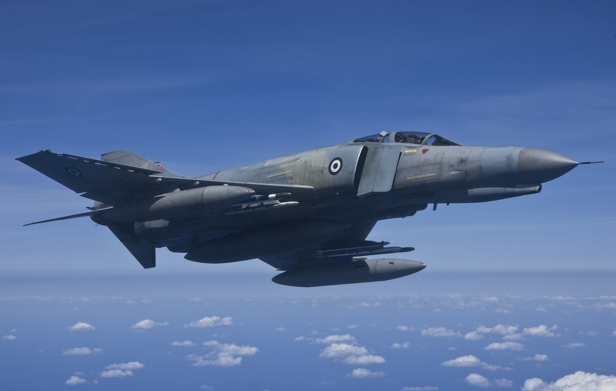 Πτώση F-4 Phantom: Ακυρώνονται όλες οι εορταστικές εκδηλώσεις λόγω του τριήμερου πένθους