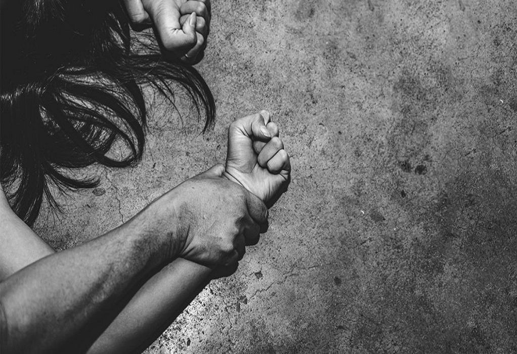 Σεπόλια: Σοκάρουν τα νέα στοιχεία- Άλλοι 6 ταυτοποιήθηκαν για το βιασμό της 12χρονης, ανάμεσά τους κι ένας γείτονας, γνωστός πρώην διαιτητής Σεπόλια: Σοκάρουν τα νέα στοιχεία- Άλλοι 6 ταυτοποιήθηκαν για το βιασμό της 12χρονης, ανάμεσά τους κι ένας γείτονας, γνωστός πρώην διαιτητής