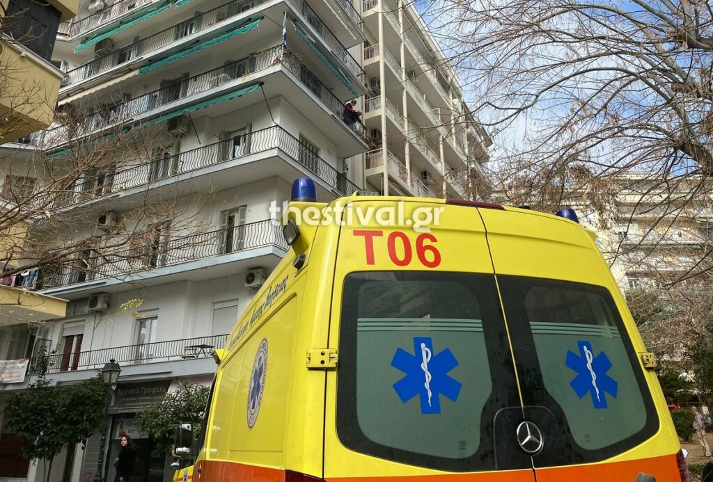 Θεσσαλονίκη: 66χρονη πήρε τηλέφωνο τον γιο της και αυτοκτόνησε Θεσσαλονίκη: 66χρονη πήρε τηλέφωνο τον γιο της και αυτοκτόνησε