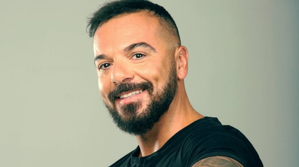 Ο Τριαντάφυλλος αντί του FY
