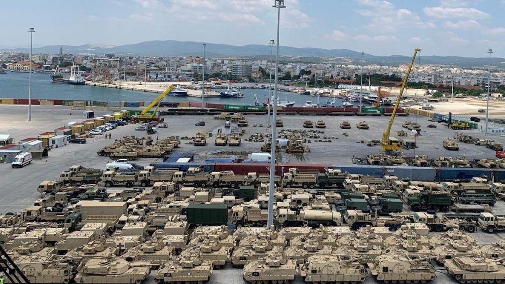 “Απόβαση” στρατιωτικών φορτίων των ΗΠΑ στην Αλεξανδρούπολη “Απόβαση” στρατιωτικών φορτίων των ΗΠΑ στην Αλεξανδρούπολη