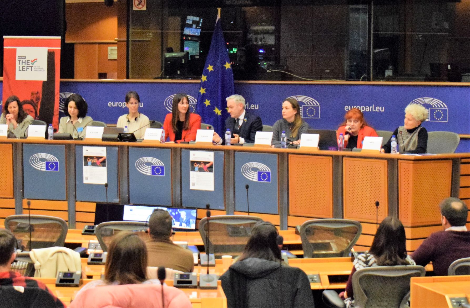 Με σημαντική απήχηση και επιτυχία η εκδήλωση της  Έλενας Κουντουρά στο Ευρωπαϊκό Κοινοβούλιο για την ενδοοικογενειακή βία και τα δικαιώματα επιμέλειας
