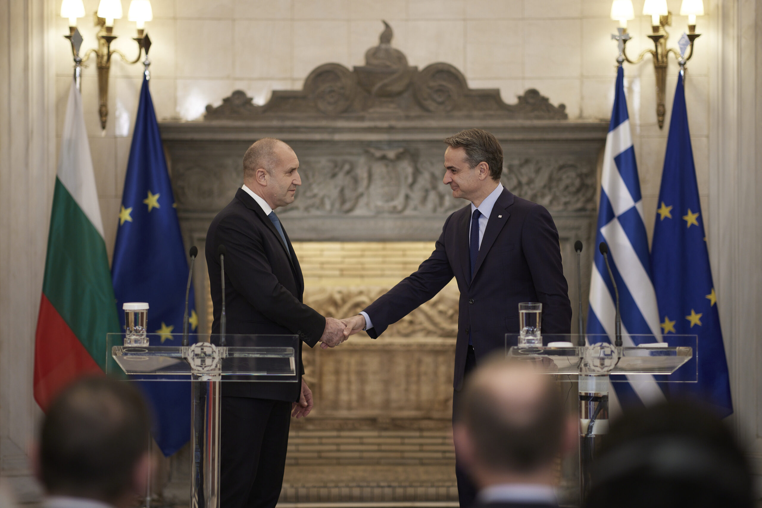 “Έπεσαν” οι υπογραφές για τον αγωγό Μπουργκάς – Αλεξανδρούπολης “Έπεσαν” οι υπογραφές για τον αγωγό Μπουργκάς – Αλεξανδρούπολης