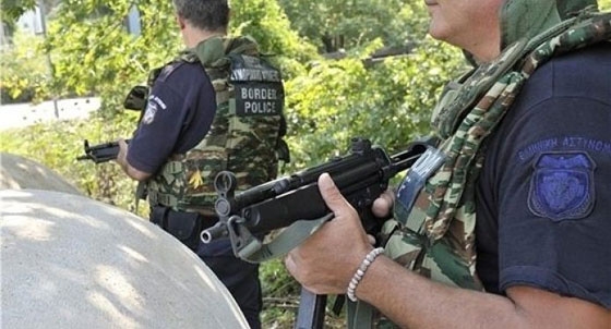 Στο μικροσκόπιο της ΕΛ.ΑΣ οι συνοριοφύλακες Έβρου για εικονικά σύμφωνα συμβίωσης- Επιδιώκουν διαμονή στην πρωτεύουσα του νομού Στο μικροσκόπιο της ΕΛ.ΑΣ οι συνοριοφύλακες Έβρου για εικονικά σύμφωνα συμβίωσης- Επιδιώκουν διαμονή στην πρωτεύουσα του νομού