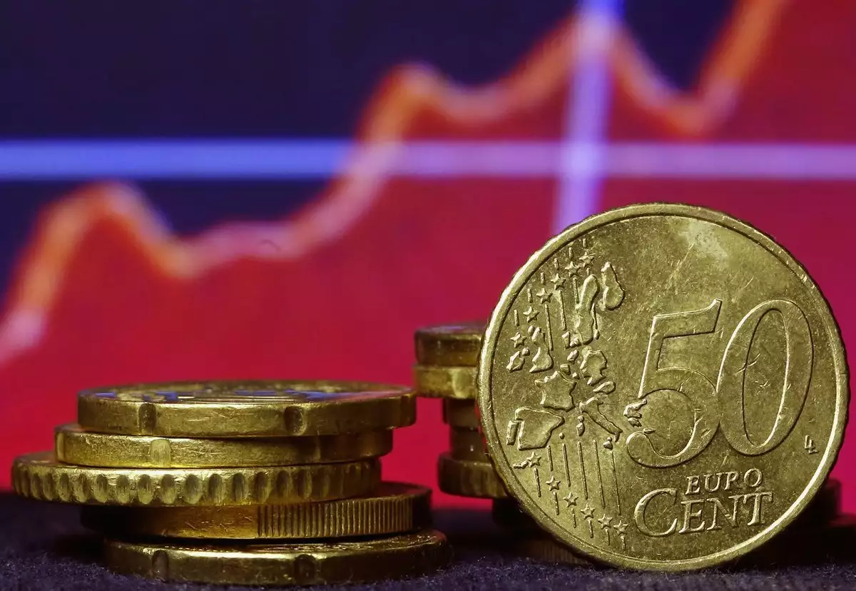ΓΣΕΒΒΕ: Το μηνιαίο εισόδημα των νοικοκυριών “εξανεμίζεται” μέχρι τις 18 του μήνα ΓΣΕΒΒΕ: Το μηνιαίο εισόδημα των νοικοκυριών “εξανεμίζεται” μέχρι τις 18 του μήνα