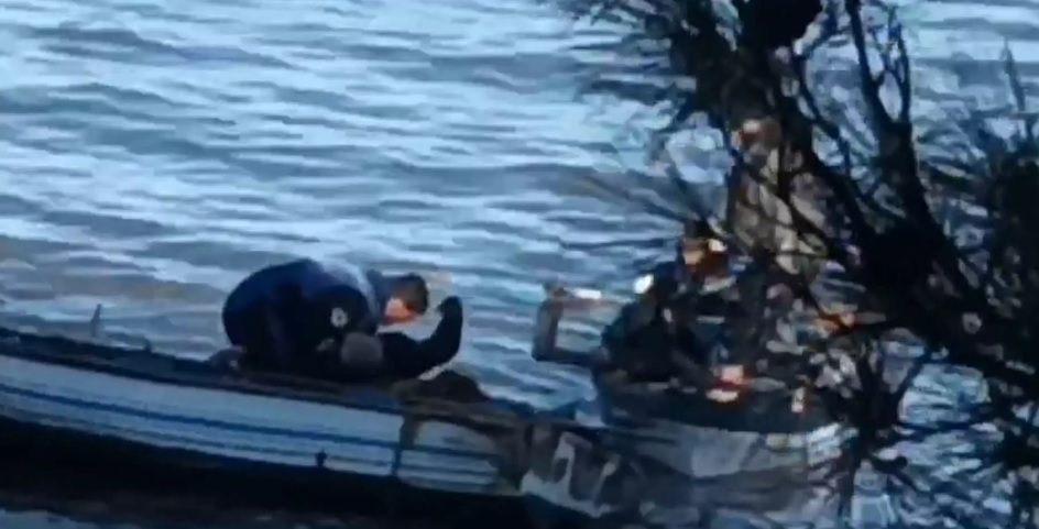 Θάσος: Διάσωση ψαρά που μπλέχτηκε στα δίχτυα και έμεινε για μία ώρα αβοήθητος στη θάλασσα Θάσος: Διάσωση ψαρά που μπλέχτηκε στα δίχτυα και έμεινε για μία ώρα αβοήθητος στη θάλασσα