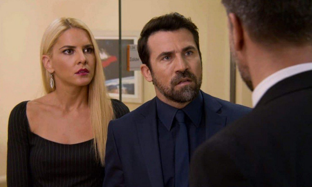 Παγιδευμένοι: Αυτό είναι το ένοχο μυστικό της Κατερίνας – Το σκάνε Δώρα και Νίκος Παγιδευμένοι: Αυτό είναι το ένοχο μυστικό της Κατερίνας – Το σκάνε Δώρα και Νίκος