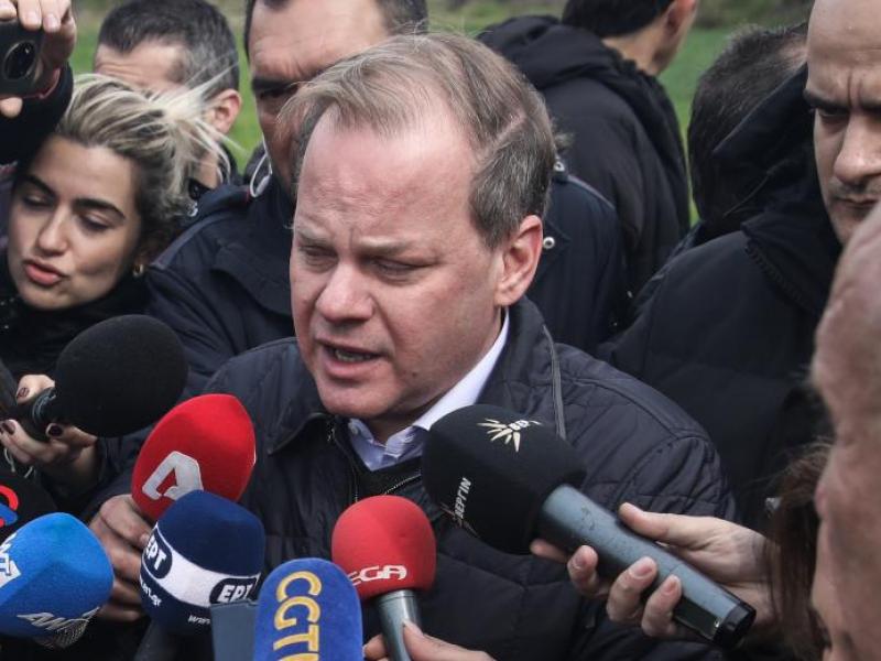 Υπουργός Μεταφορών: Παραιτούμαι- Είναι αυτό που νιώθω καθήκον μου να πράξω ως ελάχιστη ένδειξη σεβασμού Υπουργός Μεταφορών: Παραιτούμαι- Είναι αυτό που νιώθω καθήκον μου να πράξω ως ελάχιστη ένδειξη σεβασμού