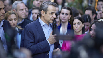 Μητσοτάκης από Ορεστιάδα: “Εθνική αναγκαιότητα ο φράχτης” (video) Μητσοτάκης από Ορεστιάδα: “Εθνική αναγκαιότητα ο φράχτης” (video)