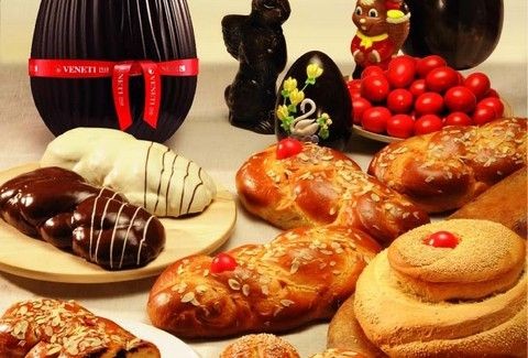 Έρχεται το «πασχαλινό καλάθι» και το «καλάθι του νονού» Έρχεται το «πασχαλινό καλάθι» και το «καλάθι του νονού»