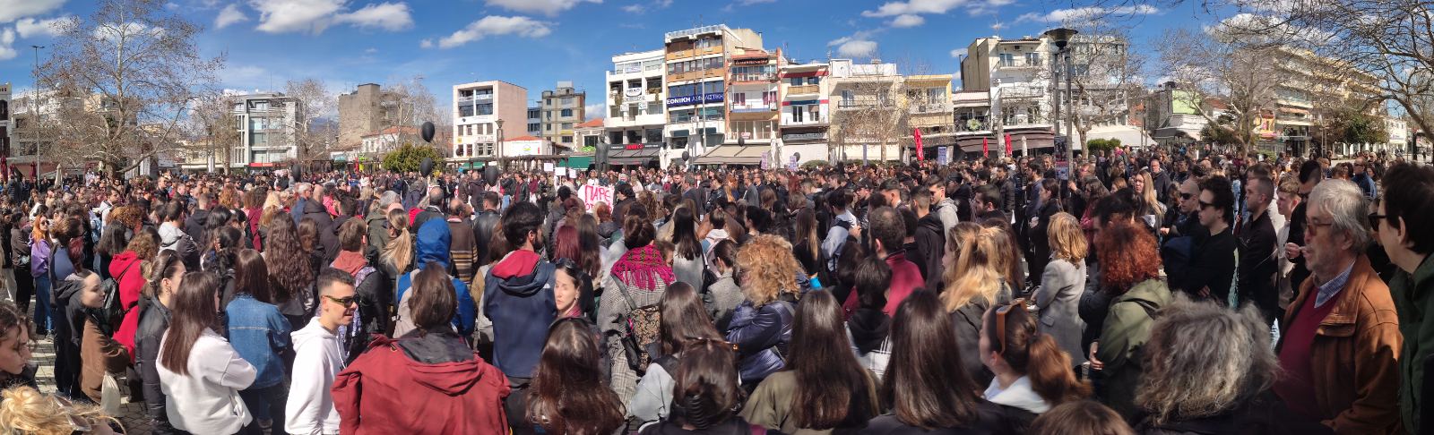 «Όχι στα ιδιωτικά Πανεπιστήμια, θέλουμε πτυχία με αξία και δωρεάν σπουδές!» «Όχι στα ιδιωτικά Πανεπιστήμια, θέλουμε πτυχία με αξία και δωρεάν σπουδές!»