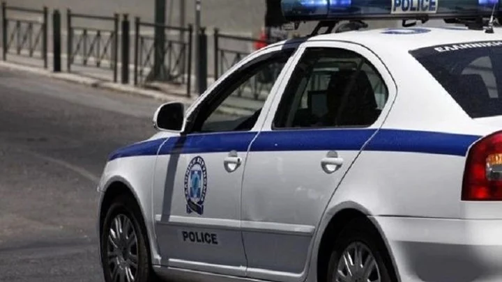 Κομοτηνή: Δύο ημεδαποί πιάστηκαν για διάρρηξη σε τρεις επιχειρήσεις Κομοτηνή: Δύο ημεδαποί πιάστηκαν για διάρρηξη σε τρεις επιχειρήσεις