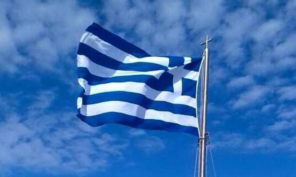 25η Μαρτίου: Η ιστορία της ελληνικής σημαίας-Τι συμβολίζουν οι γραμμές και το χρώμα τους