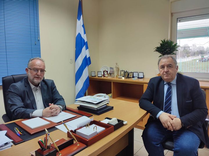 Συνάντηση Δημάρχου Μαρωνείας Σαπών με τον Αντιπεριφερειάρχη Αγροτικής Οικονομίας και Κτηνιατρικής ΑΜΘ για την αντιμετώπιση του φαινομένου των ακριδών Συνάντηση Δημάρχου Μαρωνείας Σαπών με τον Αντιπεριφερειάρχη Αγροτικής Οικονομίας και Κτηνιατρικής ΑΜΘ για την αντιμετώπιση του φαινομένου των ακριδών