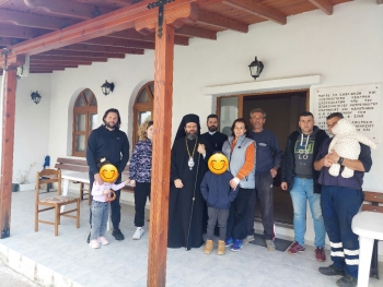 Διανομή βρεφικών πακέτων σε εγκυμονούσες γυναίκες από τη Μητρόπολη Μαρωνείας Διανομή βρεφικών πακέτων σε εγκυμονούσες γυναίκες από τη Μητρόπολη Μαρωνείας