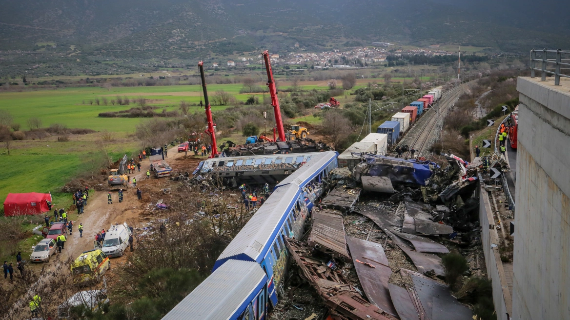 Τέμπη: Βρέθηκαν ανθρώπινα μέλη σε καμένο βαγόνι έξι μήνες αργότερα Τέμπη: Βρέθηκαν ανθρώπινα μέλη σε καμένο βαγόνι έξι μήνες αργότερα