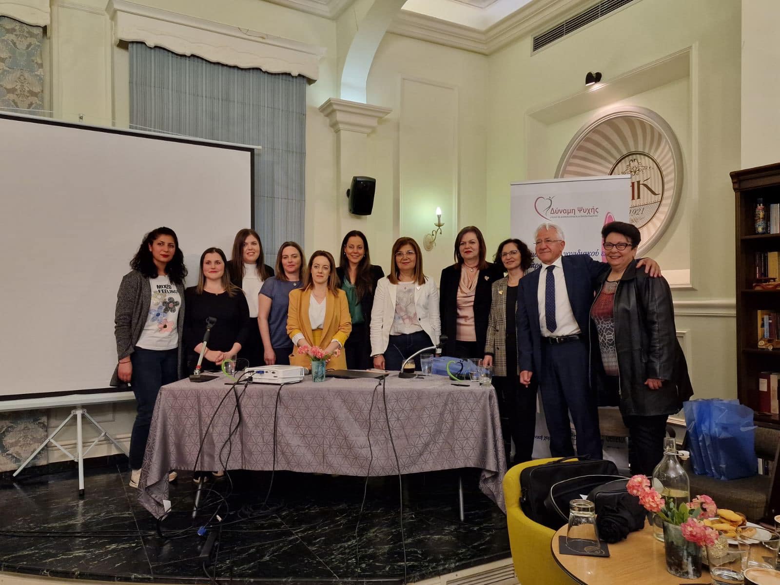 Κομοτηνή: Εκδήλωση του Συλλόγου Καρκινοπαθών Ροδόπης “Δύναμη Ψυχής” για τα οφέλη του γονιδιακού ελέγχου και των μοριακών υπογραφών, ως επιλογή για την κατάλληλη θεραπεία για τον καρκίνο του μαστού (φωτος) Κομοτηνή: Εκδήλωση του Συλλόγου Καρκινοπαθών Ροδόπης “Δύναμη Ψυχής” για τα οφέλη του γονιδιακού ελέγχου και των μοριακών υπογραφών, ως επιλογή για την κατάλληλη θεραπεία για τον καρκίνο του μαστού (φωτος)