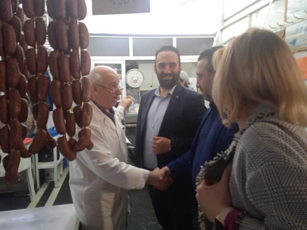 Καλή Ανάσταση και Καλό Πάσχα από τη Δημοτική Αγορά Κομοτηνής !