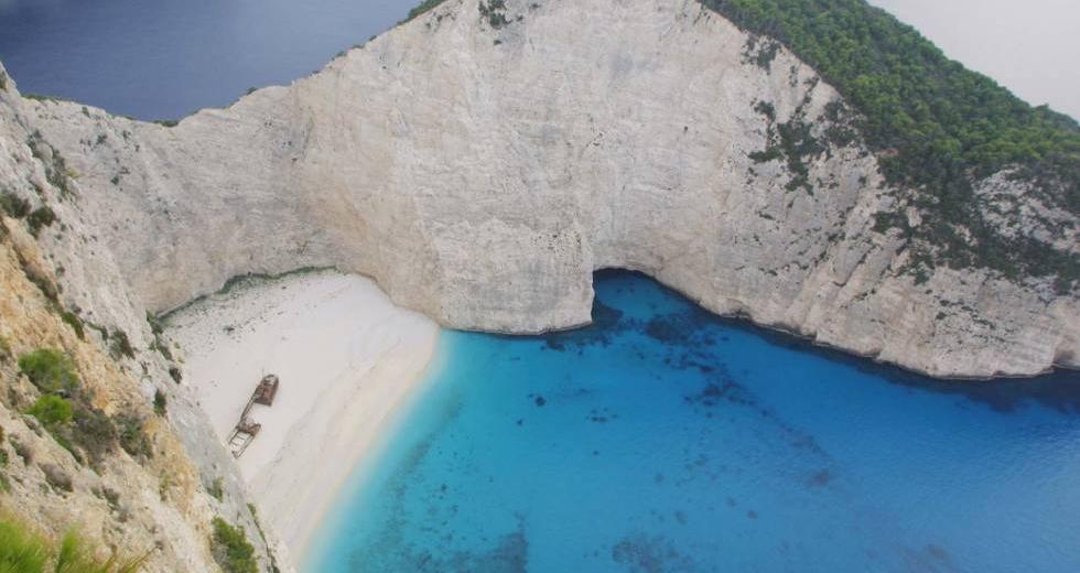 «Ναυάγιο», άνοιξε !