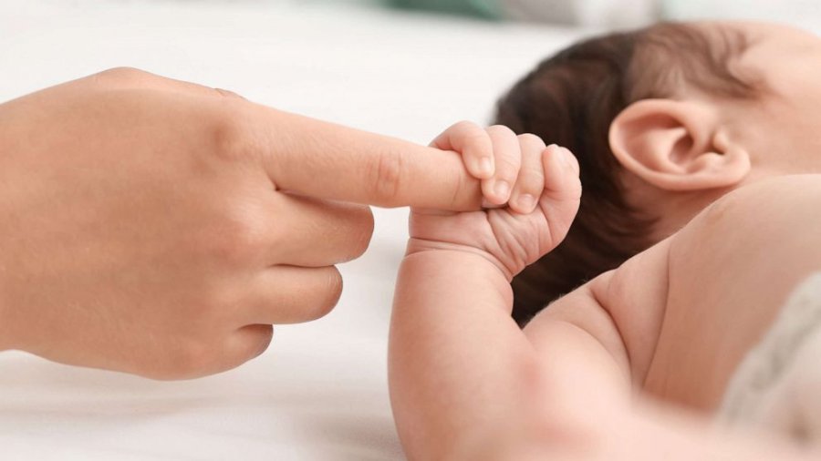 Δικαστήριο απαγόρευσε σε 41χρονο Ολλανδό να συνεχίσει τις δωρεές σπέρματος: Έχουν γεννηθεί 500 με 600 δικά του παιδιά Δικαστήριο απαγόρευσε σε 41χρονο Ολλανδό να συνεχίσει τις δωρεές σπέρματος: Έχουν γεννηθεί 500 με 600 δικά του παιδιά
