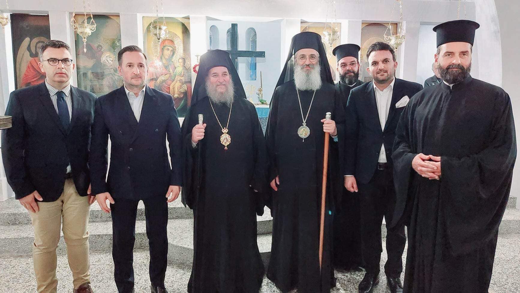 Θυρανοίξια στον παλαιό πέτρινο Ναό του Αγίου Γεωργίου Νέας Χηλής Θυρανοίξια στον παλαιό πέτρινο Ναό του Αγίου Γεωργίου Νέας Χηλής